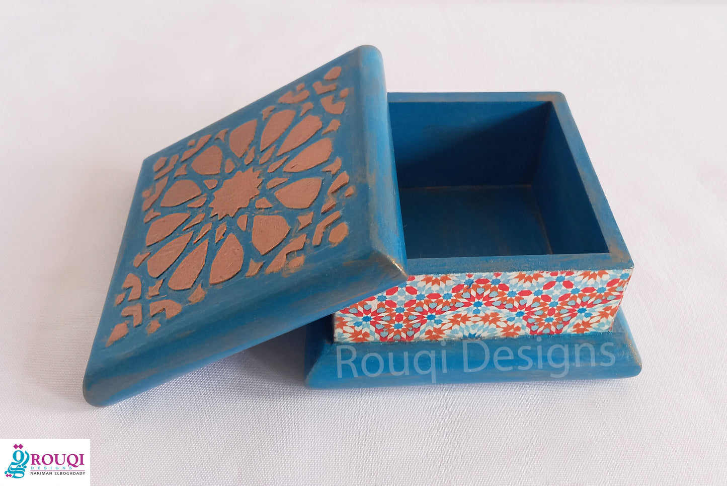 Small Box with Islamic Pattern