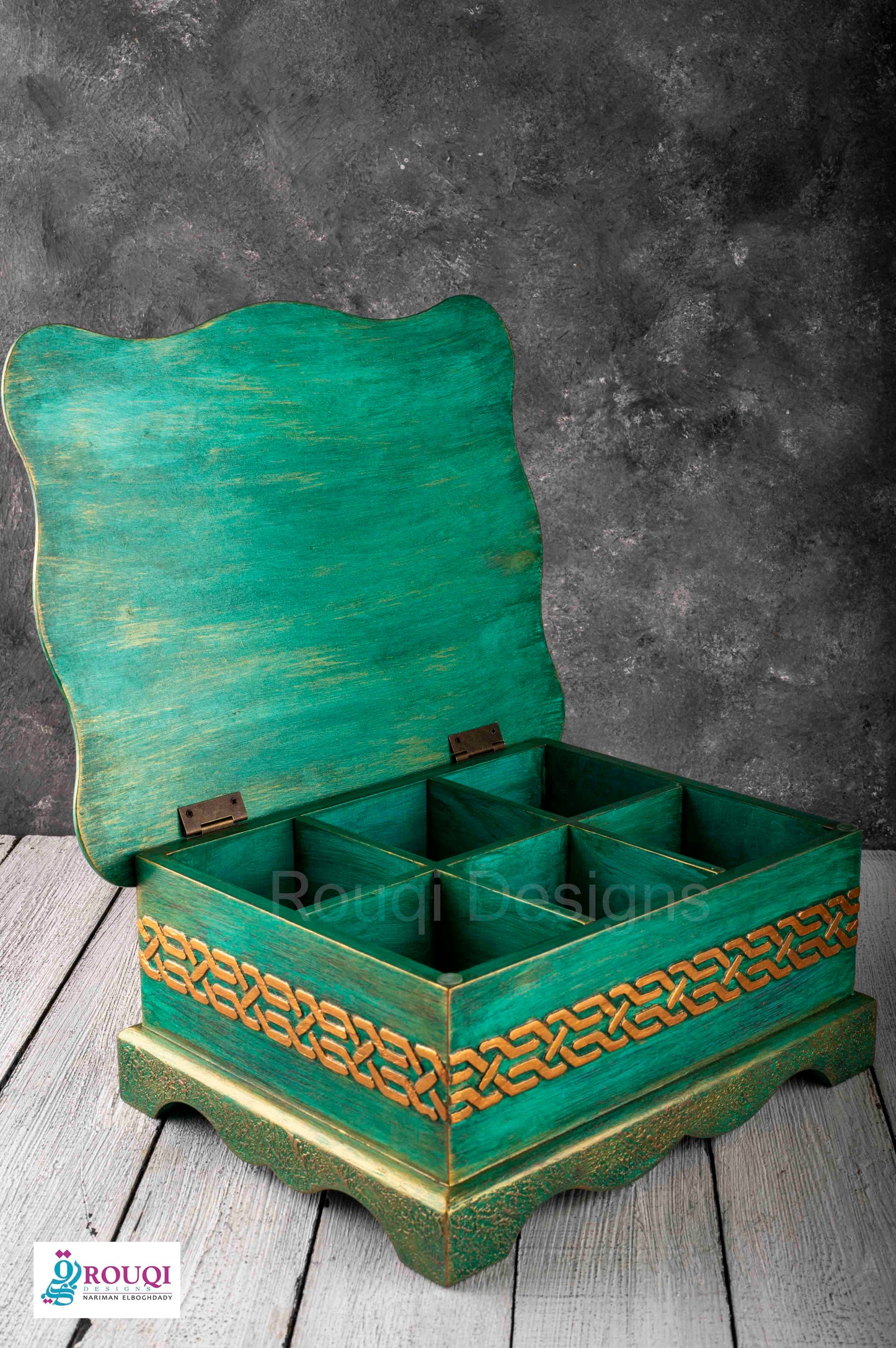 Aida box