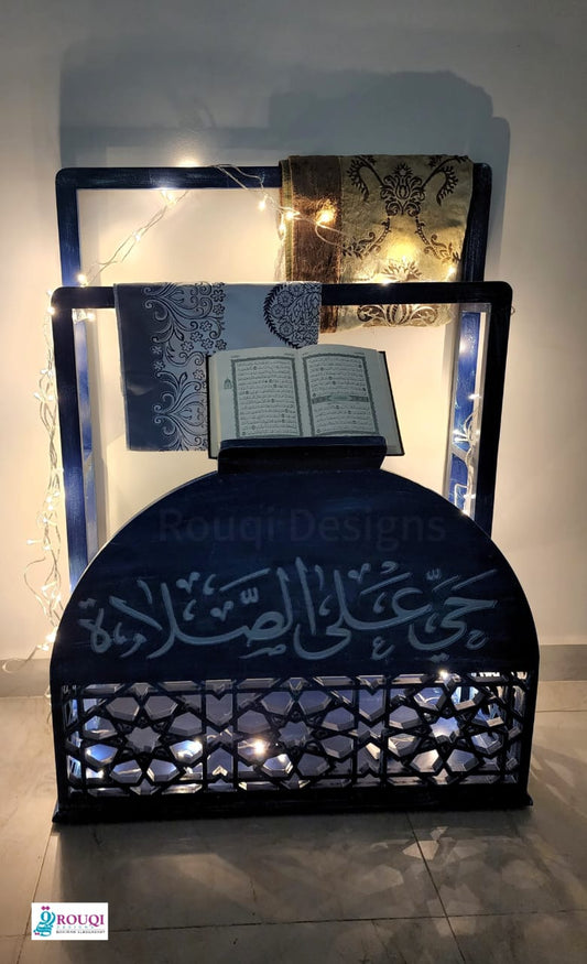 Pray Stand